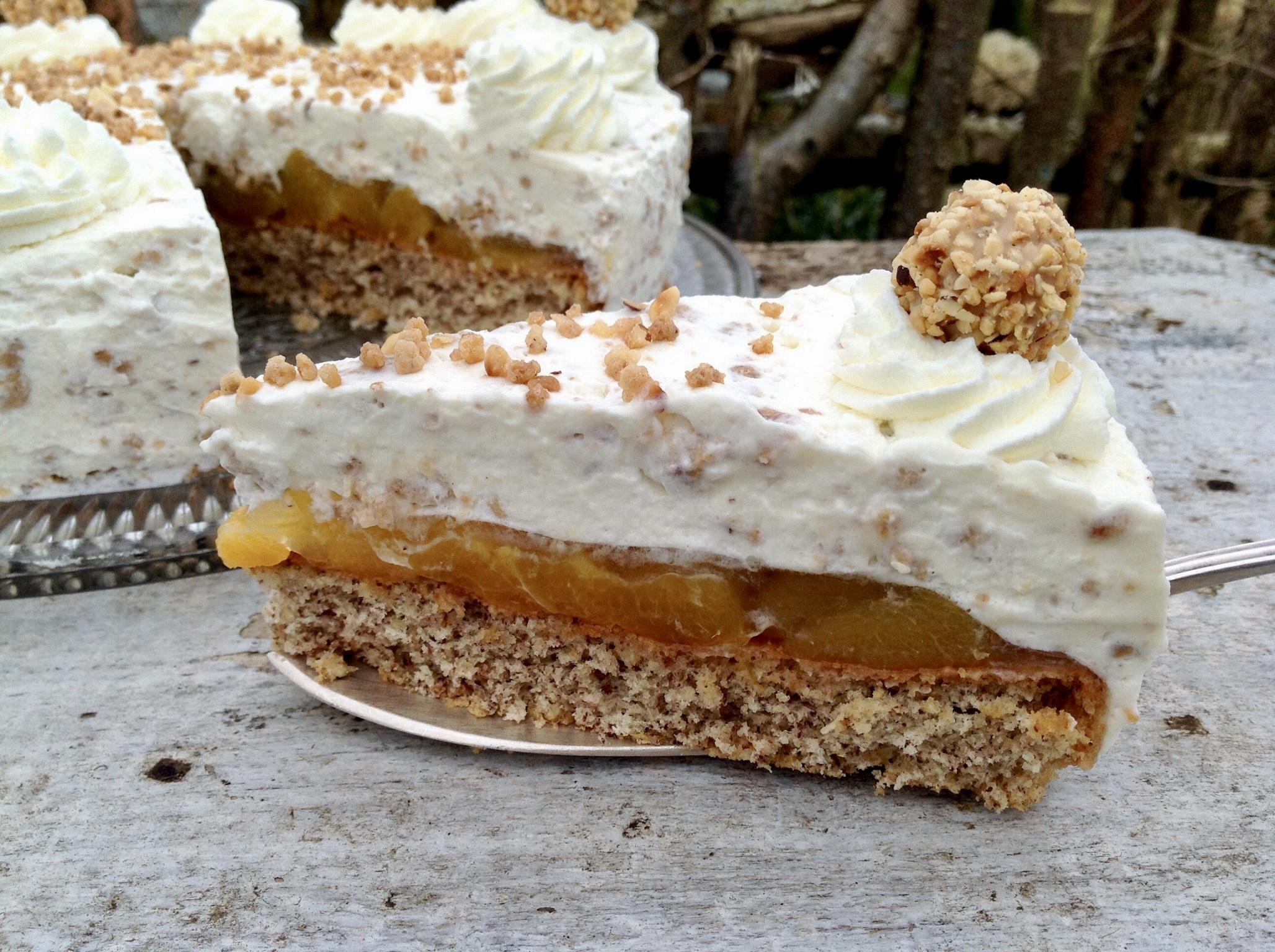 Giottotorte mit Pfirsichen