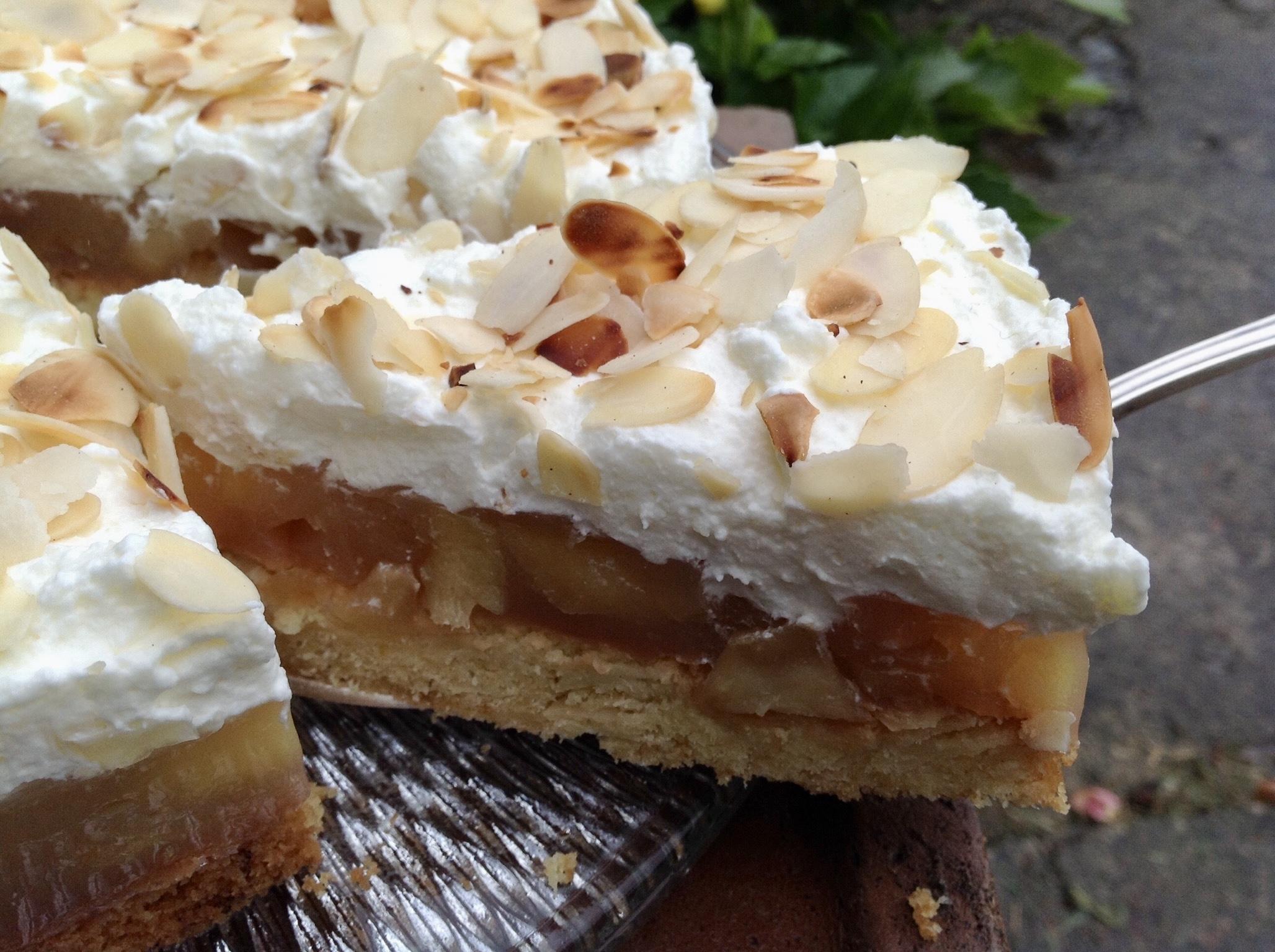 Apfel- Mandel- Torte